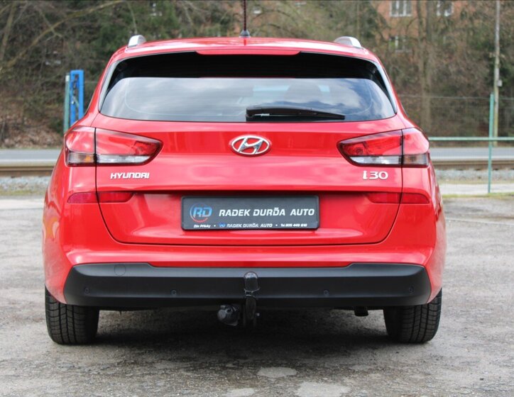 Hyundai i30 Kombi 998,0 88 kw