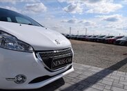 Peugeot 208 Hatchback 1,4 l 50 kw