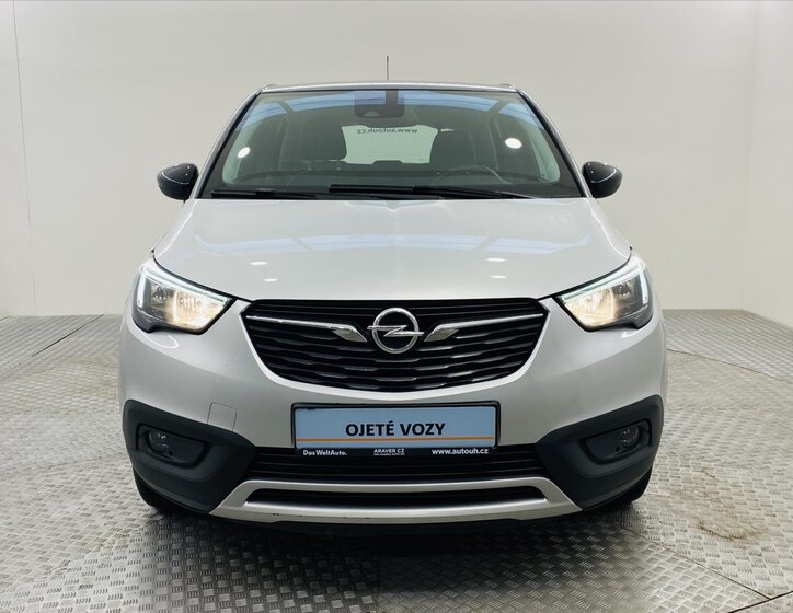 Opel Crossland X 4