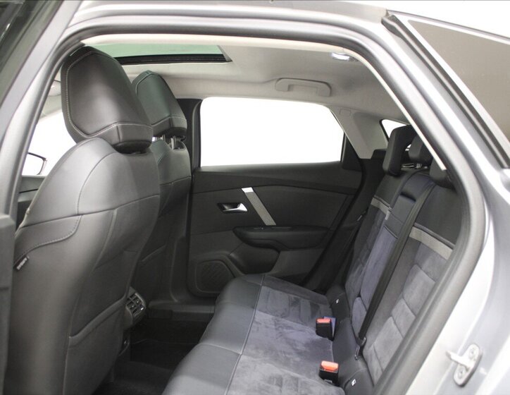 Citroën C4 SUV / Terénní 1,2 l 96 kw