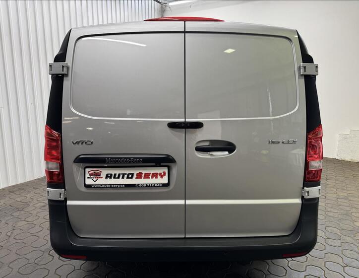 Mercedes-Benz Vito 7