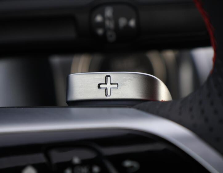 Mercedes-Benz GLB 30