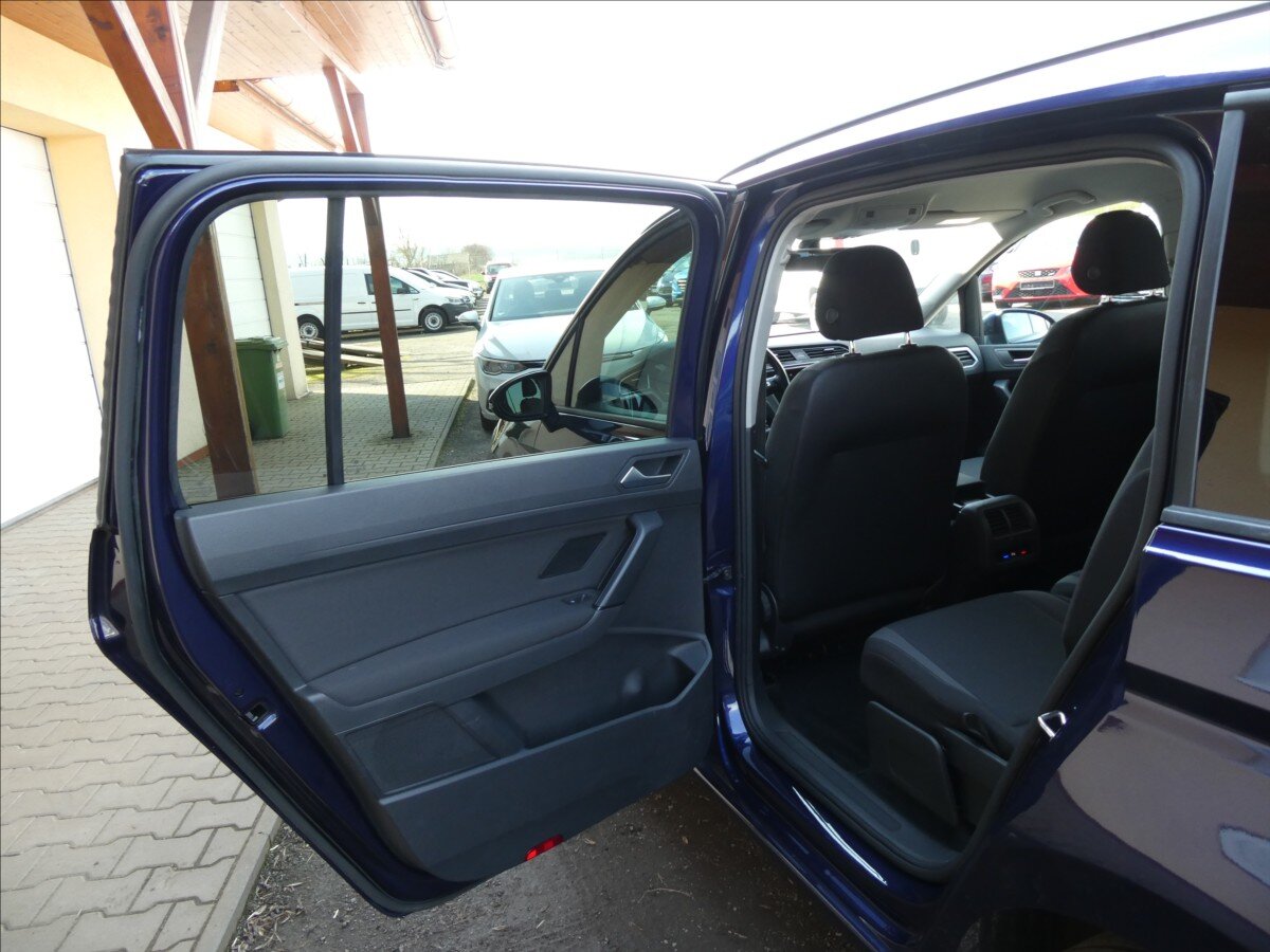 Volkswagen Touran MPV 1,2 l 81 kw