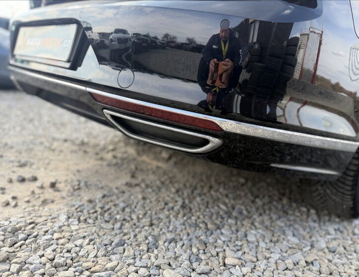 Volkswagen Passat Sedan / Limuzína 2,0 l 110 kw