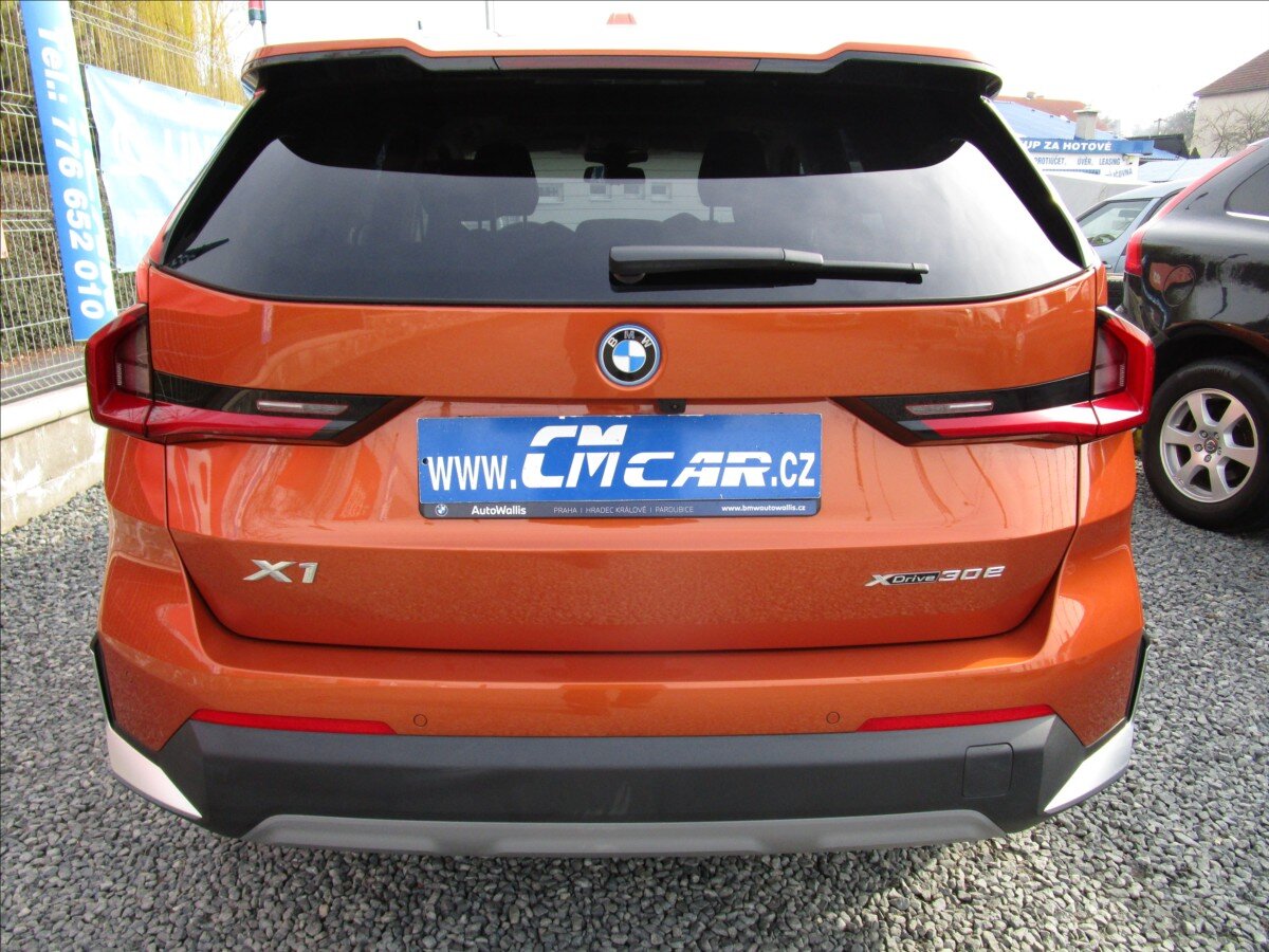 BMW X1 Kombi 1,5 l 110 kw