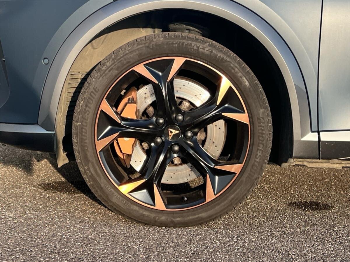 Cupra Formentor Hatchback 2,0 l 228 kw