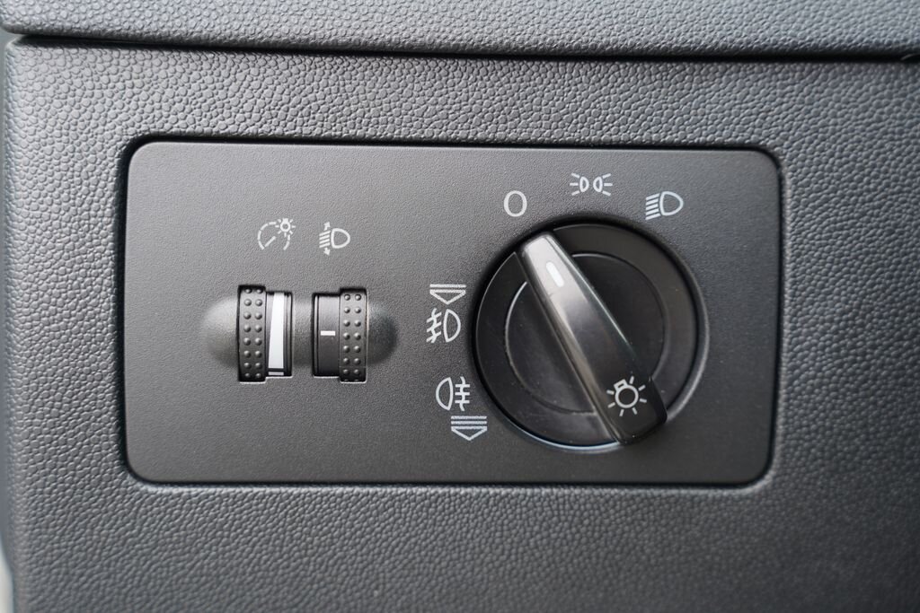 Škoda Fabia Sedan / Limuzína 1,2 l 47 kw