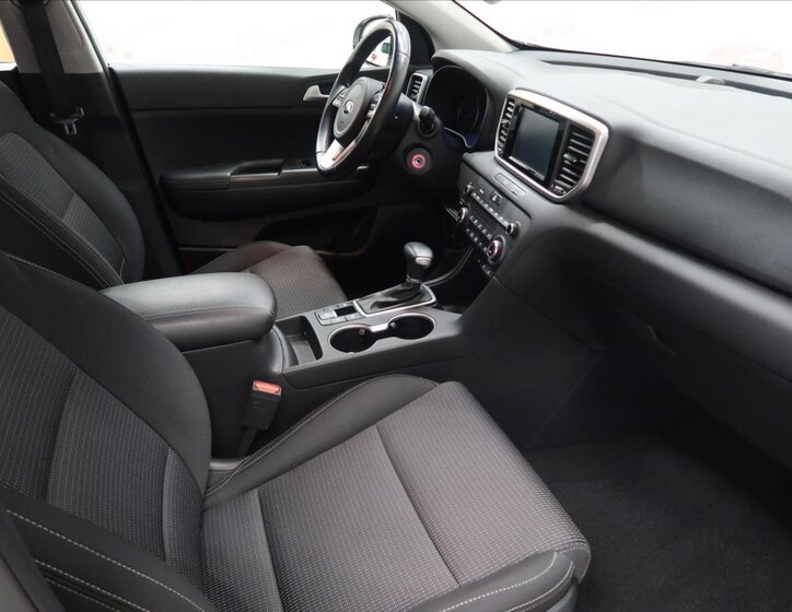 KIA Sportage SUV / Terénní 1,6 l 100 kw
