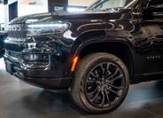 Jeep Grand Wagoneer 15