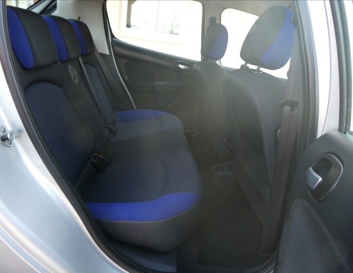 Peugeot 206 Hatchback 1,1 l 44 kw