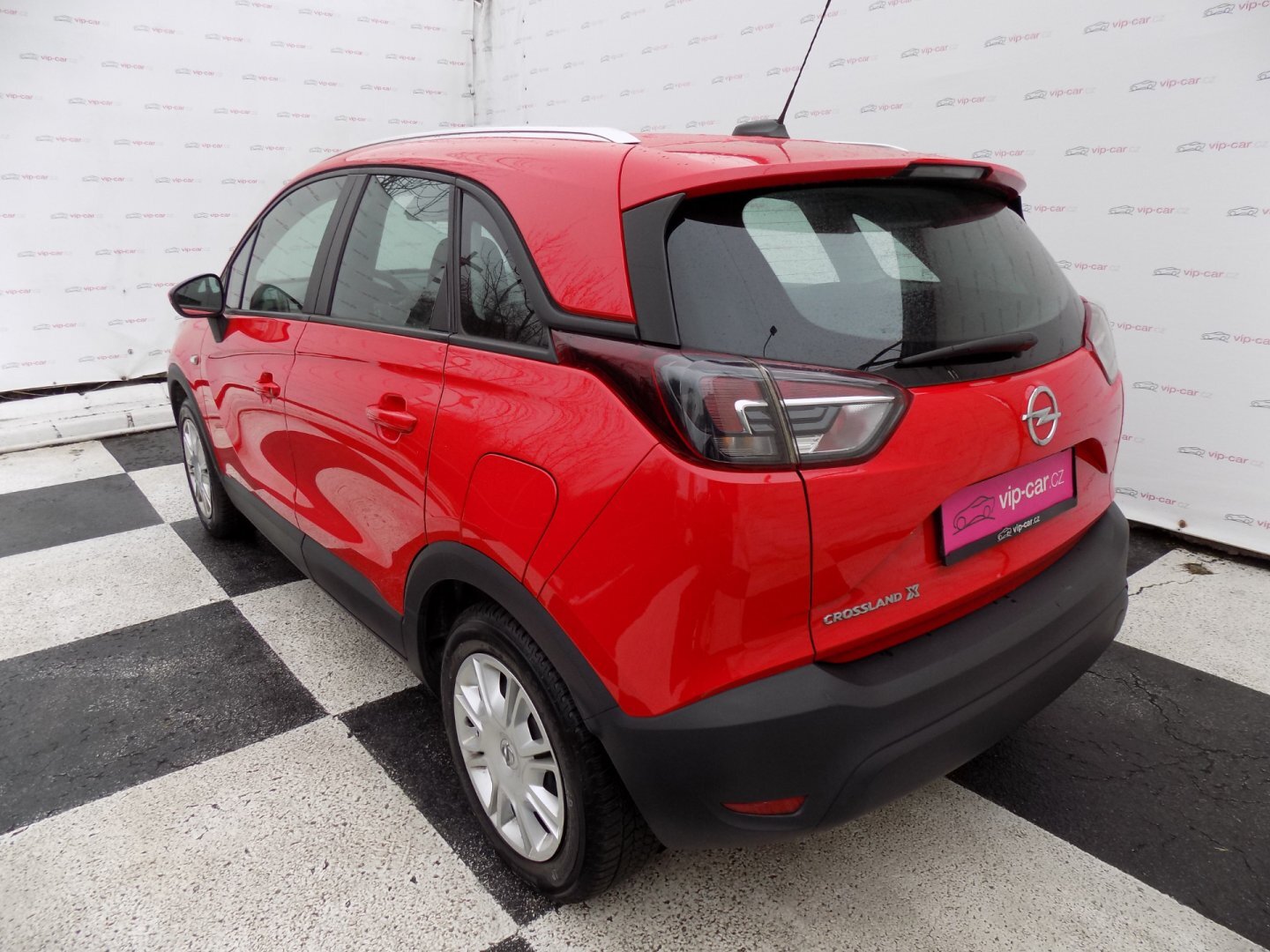 Opel Crossland X SUV 1,2 l 60 kw