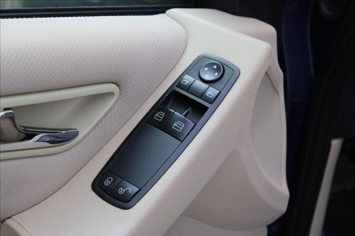 Mercedes-Benz Třídy B Kombi 2,0 l 80 kw