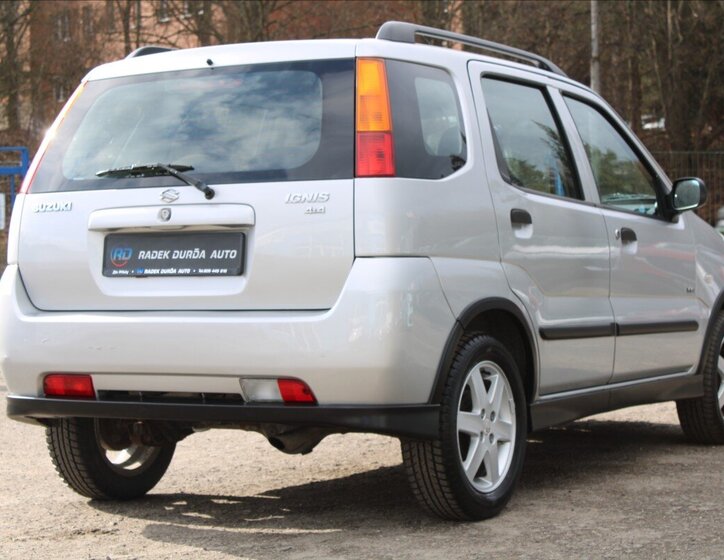 Suzuki Ignis Hatchback 1,5 l 73 kw