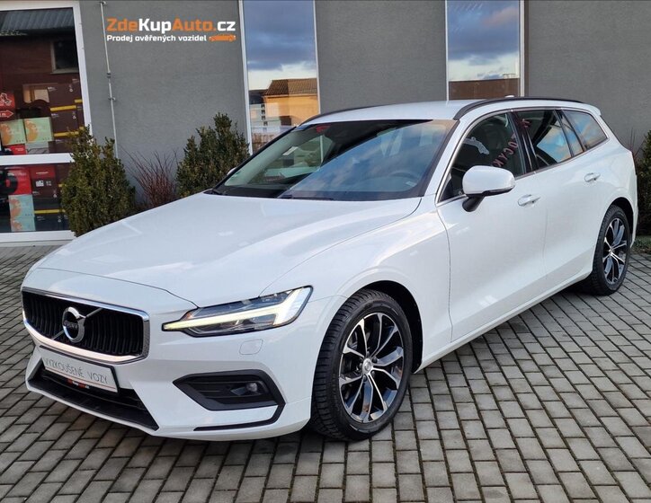 Volvo V60 Kombi 2,0 l 145 kw