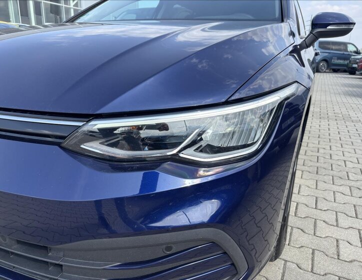 Volkswagen Golf Kombi 1,5 l 96 kw