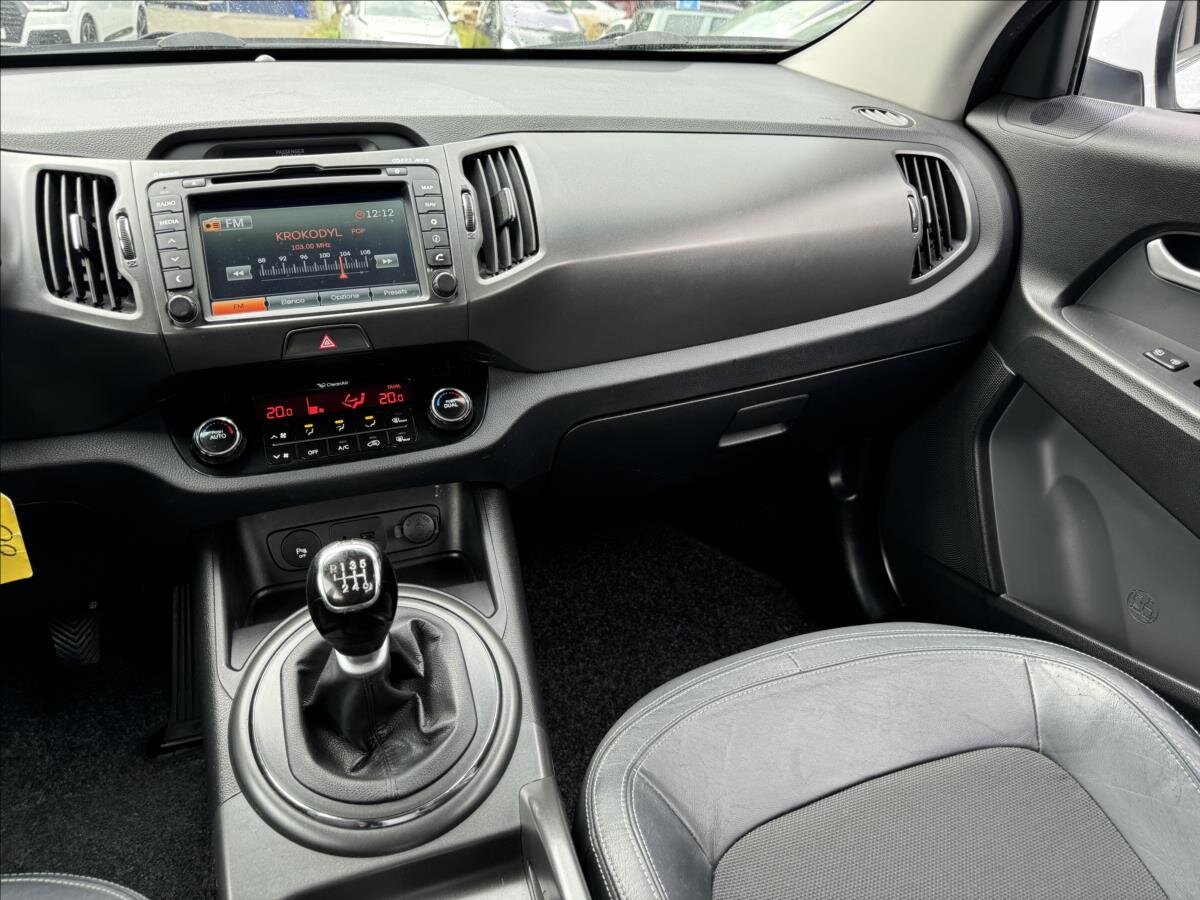 KIA Sportage SUV 2,0 l 135 kw