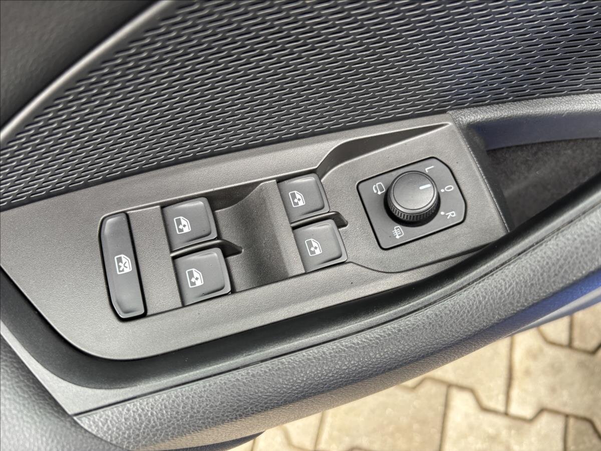 Škoda Octavia Sedan / Limuzína 2,0 l 85 kw