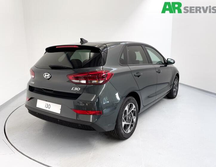 Hyundai i30 5