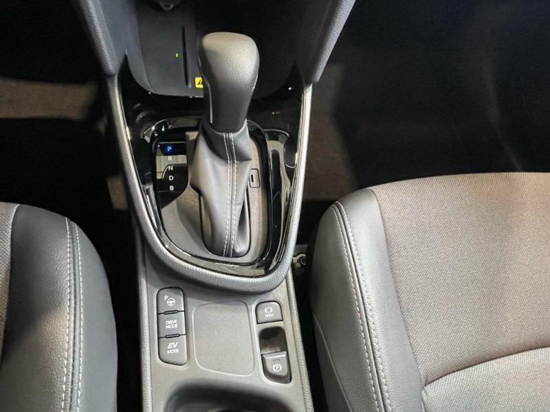 Toyota Yaris Cross SUV 1,5 l 68 kw