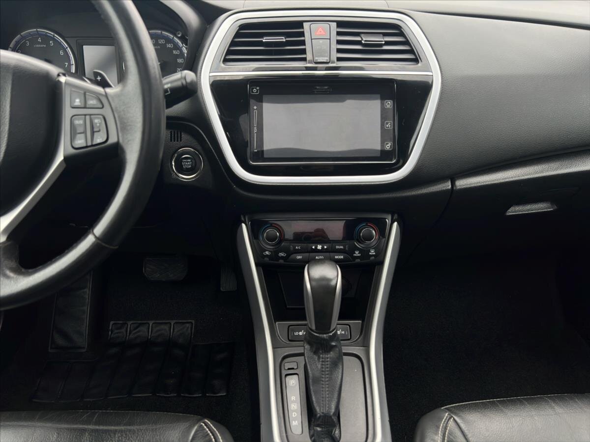 Suzuki SX4 S-Cross SUV 1,4 l 103 kw