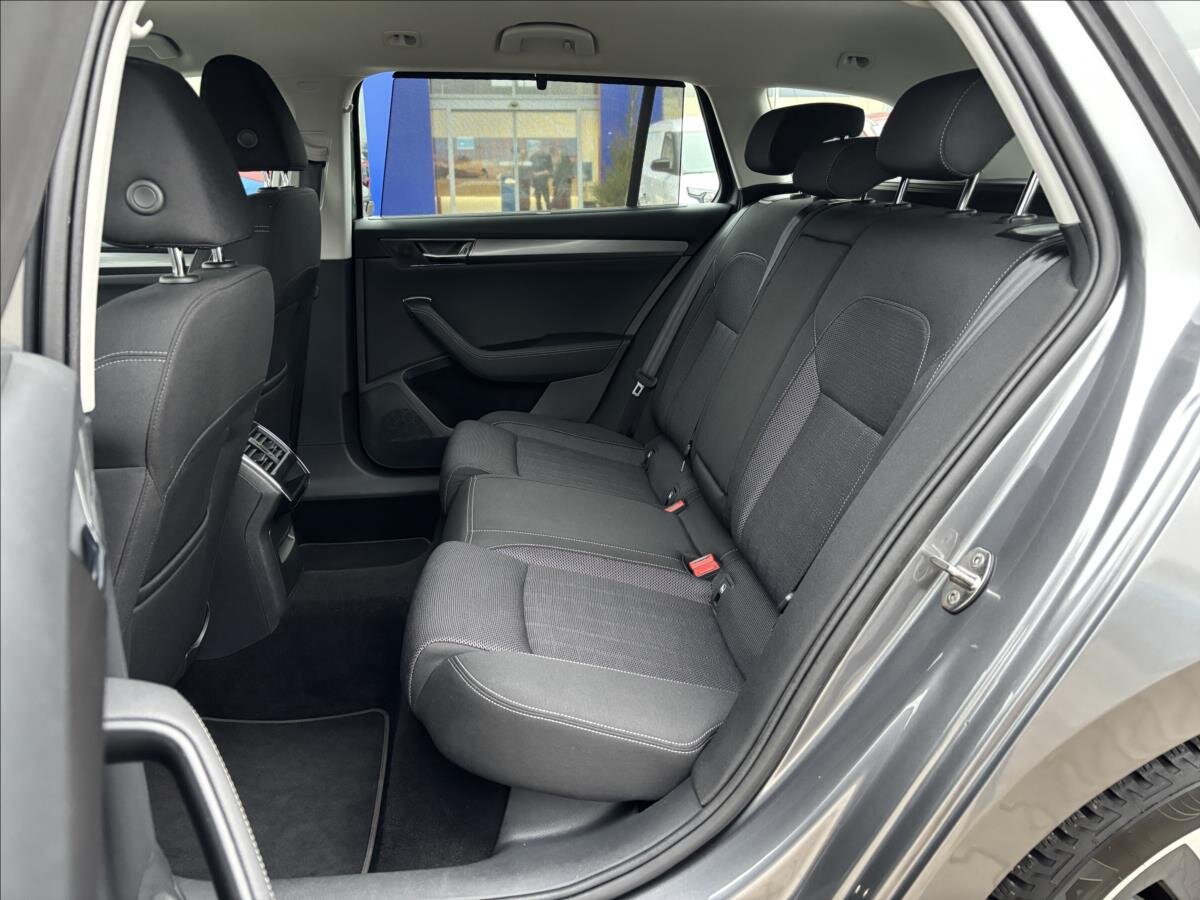 Škoda Superb Kombi 2,0 l 110 kw