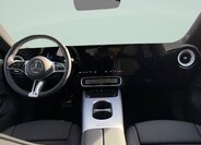 Mercedes-Benz CLA Sedan / Limuzína 2,0 l 200 kw