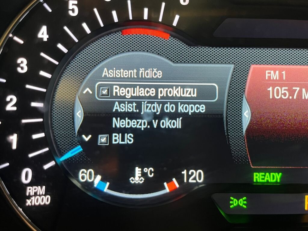 Ford S-MAX MPV 2,5 l 140 kw