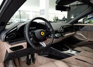 Ferrari Ostatní SUV / Terénní 6,5 l 529 kw
