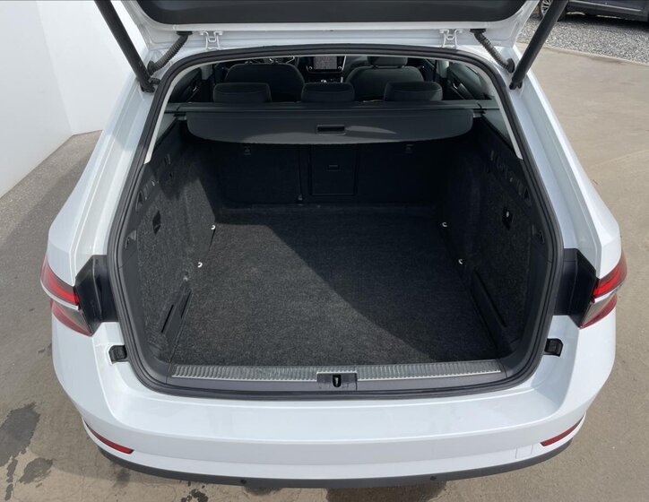 Škoda Superb Kombi 2,0 l 147 kw