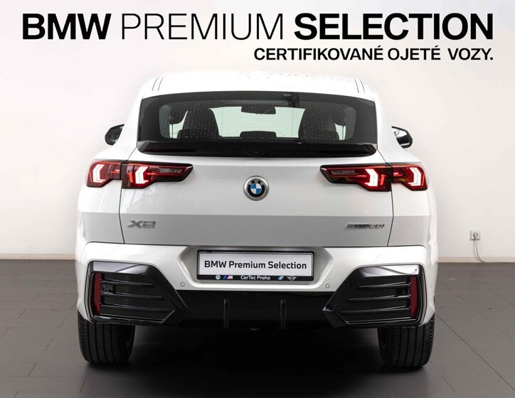 BMW X2 SUV / Terénní 1,5 l 125 kw