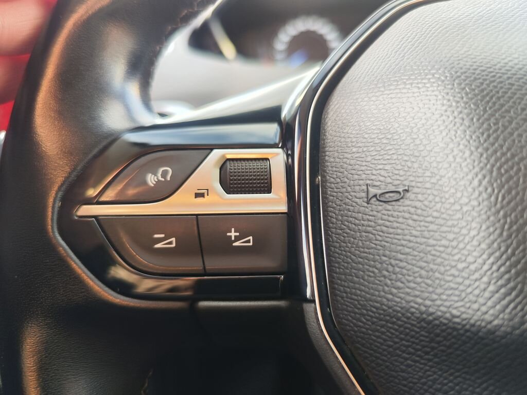 Peugeot 5008 SUV / Terénní 1,2 l 96 kw