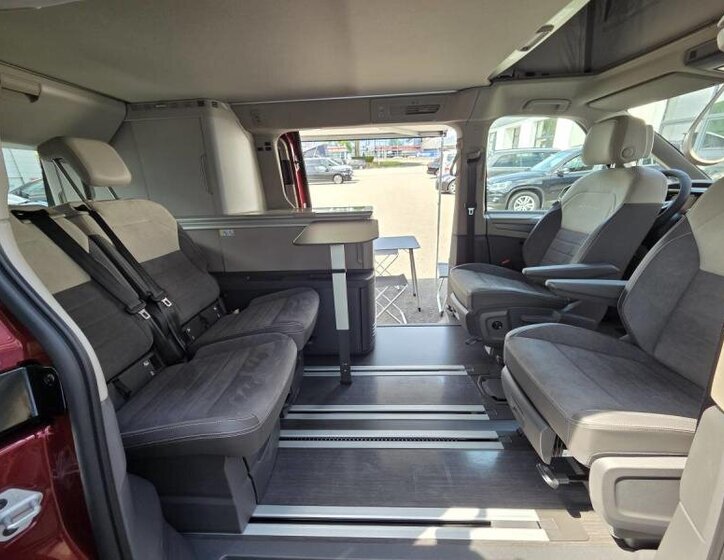 Volkswagen California VAN-Minibus 2,0 l 110 kw