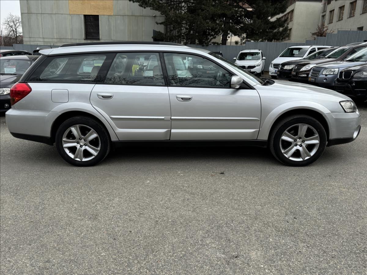 Subaru Legacy Kombi 3,0 l 180 kw