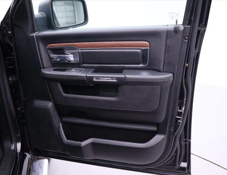 Dodge RAM Pick-up 5,7 l 295 kw