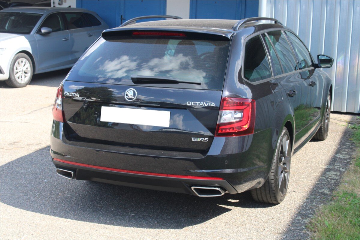 Škoda Octavia Kombi 2,0 l 135 kw