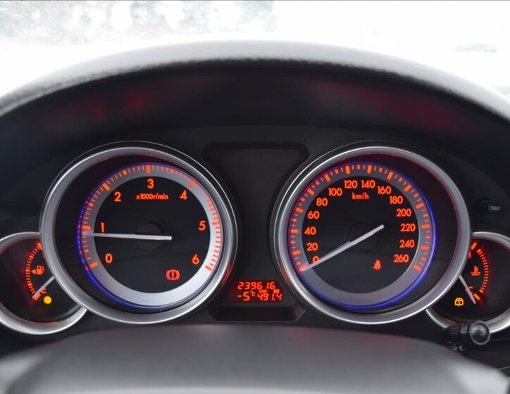 Mazda 6 Liftback 2,0 l 103 kw