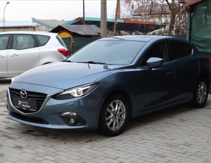 Mazda 3 3