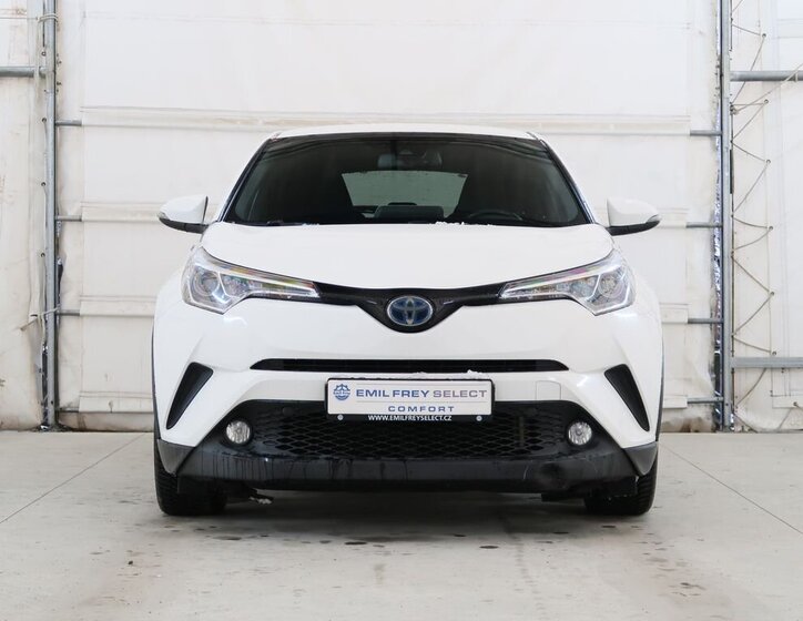 Toyota C-HR SUV 1,8 l 72 kw