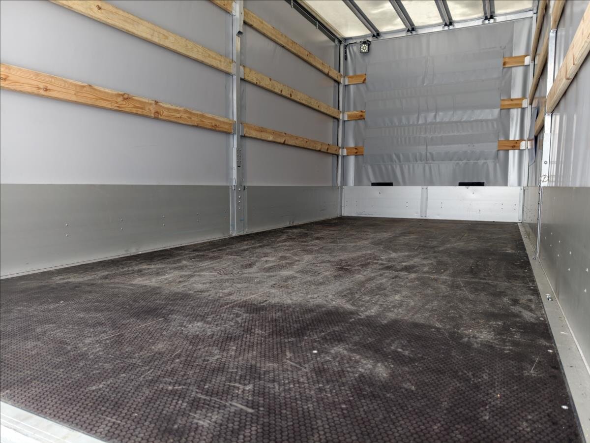 Toyota Proace Max Valník 2,2 l 103 kw