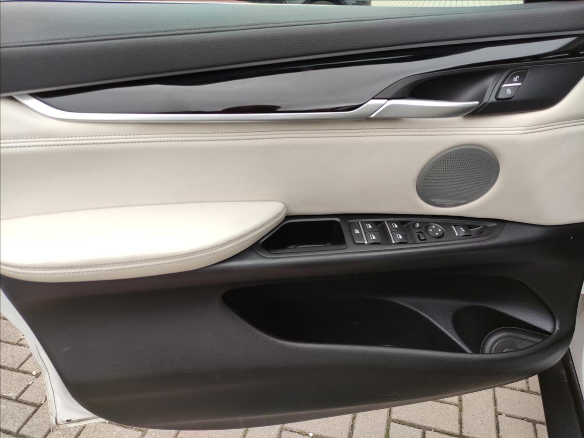 BMW X6 SUV 3,0 l 230 kw