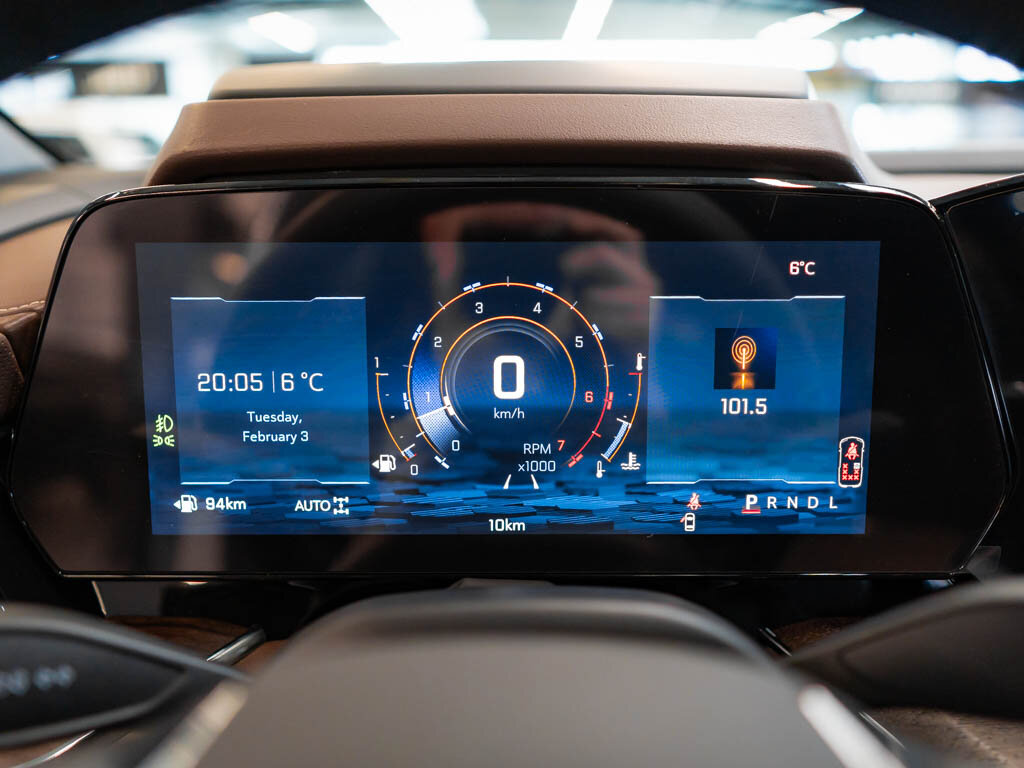 Chevrolet Suburban SUV 6,2 l 313 kw