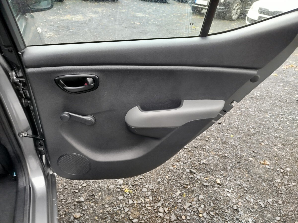 Hyundai i10 Hatchback 1,1 l 49 kw