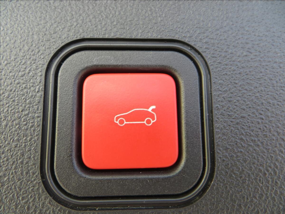 Jeep Avenger Ostatní 1,2 l 74 kw