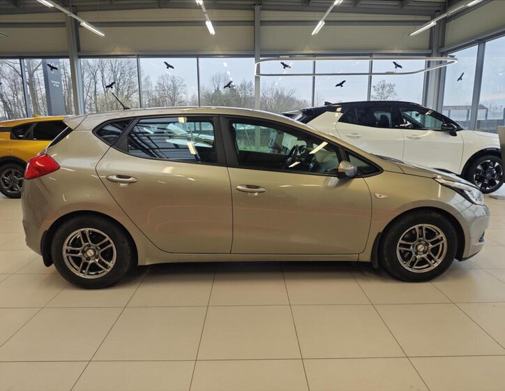 KIA Ceed Hatchback 1,4 l 73 kw
