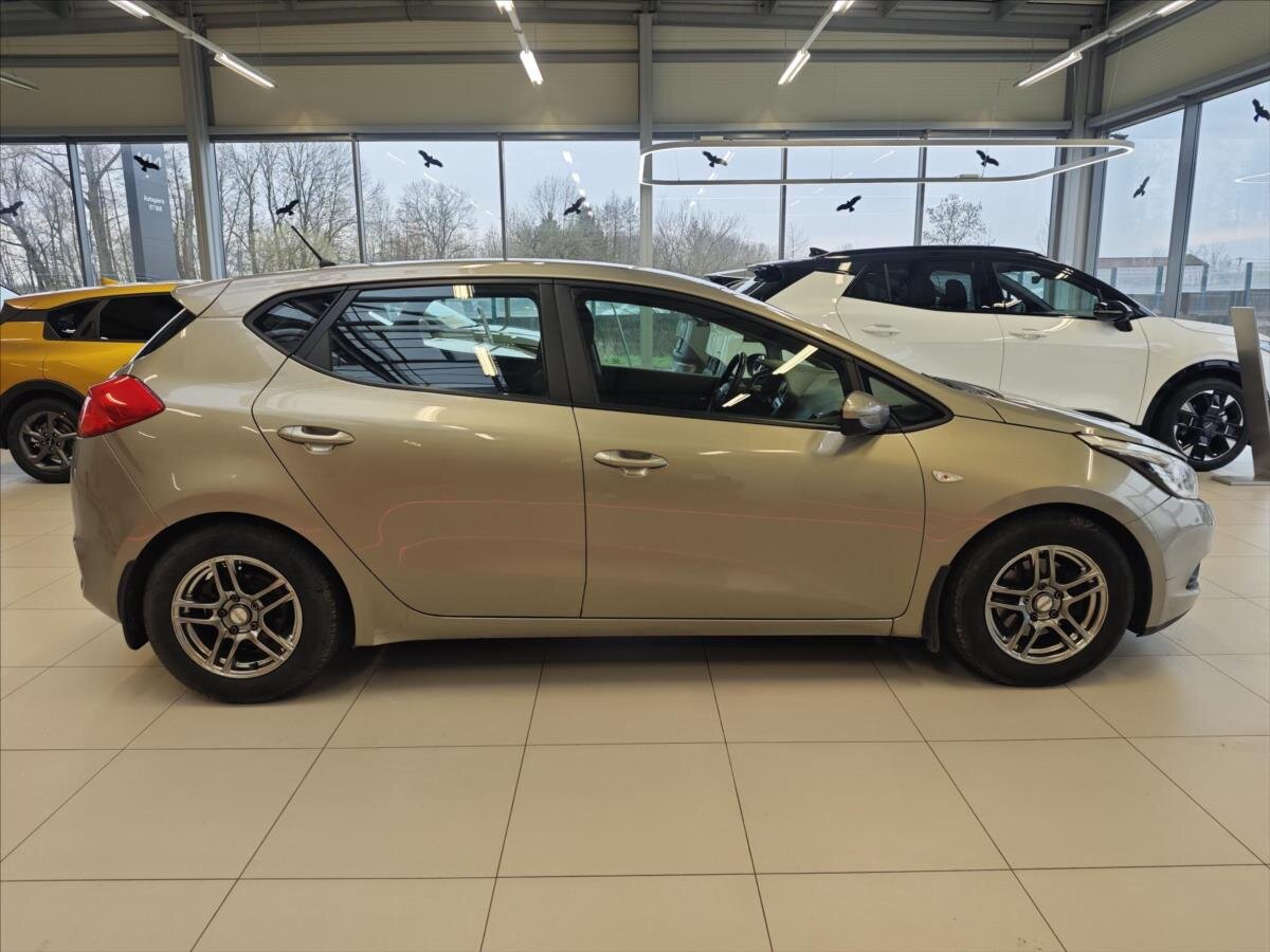 KIA Ceed Hatchback 1,4 l 73 kw