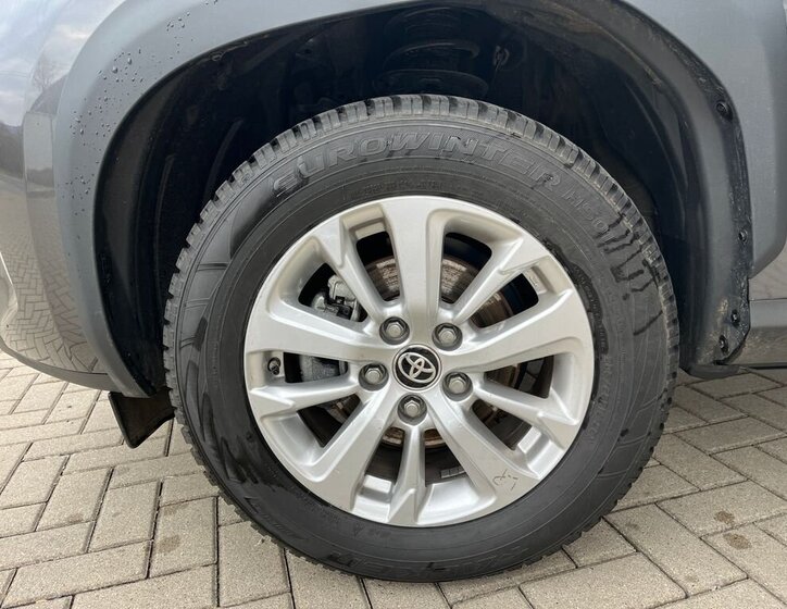 Toyota Yaris Cross SUV / Terénní 1,5 l 68 kw