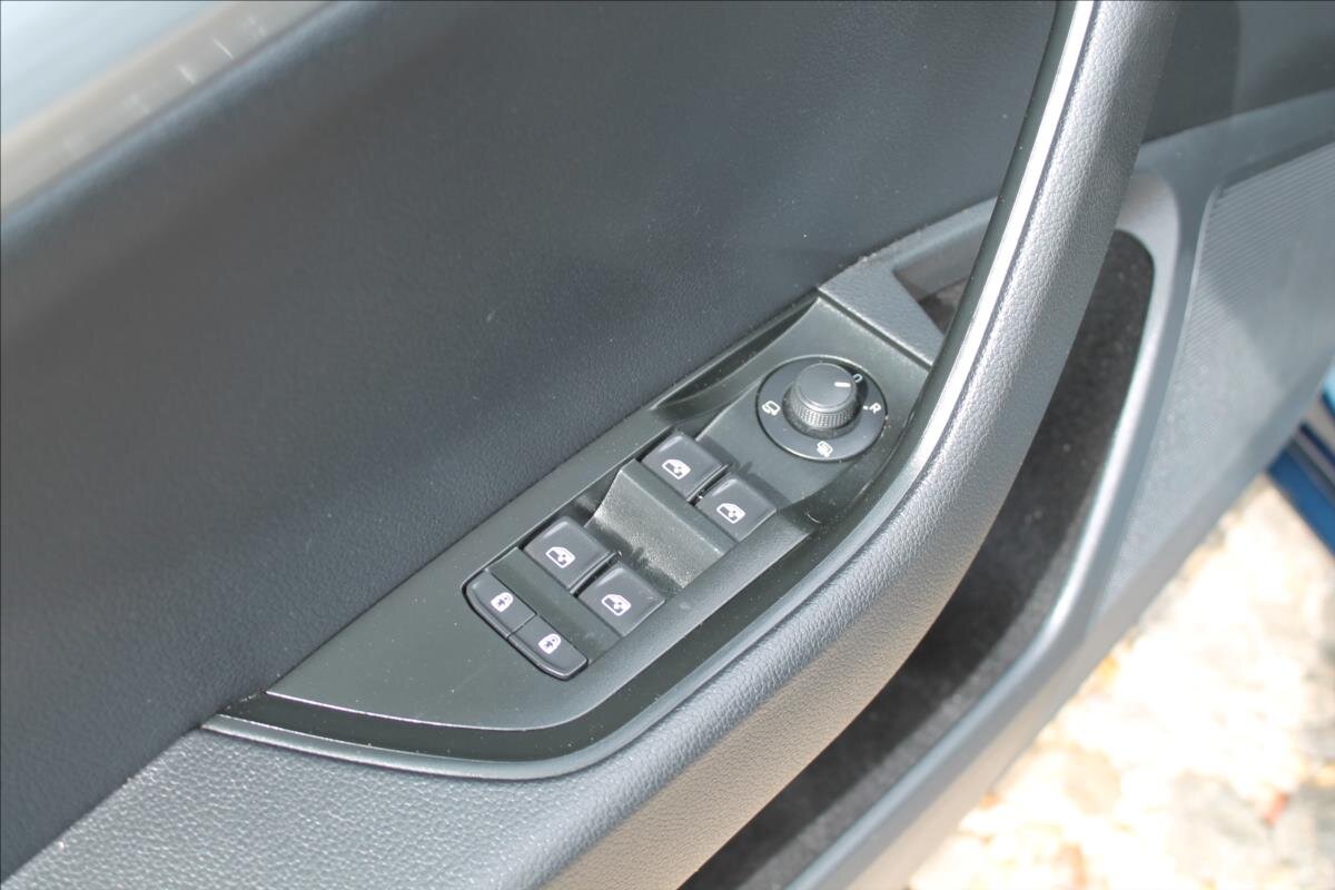 Škoda Superb Kombi 2,0 l 110 kw