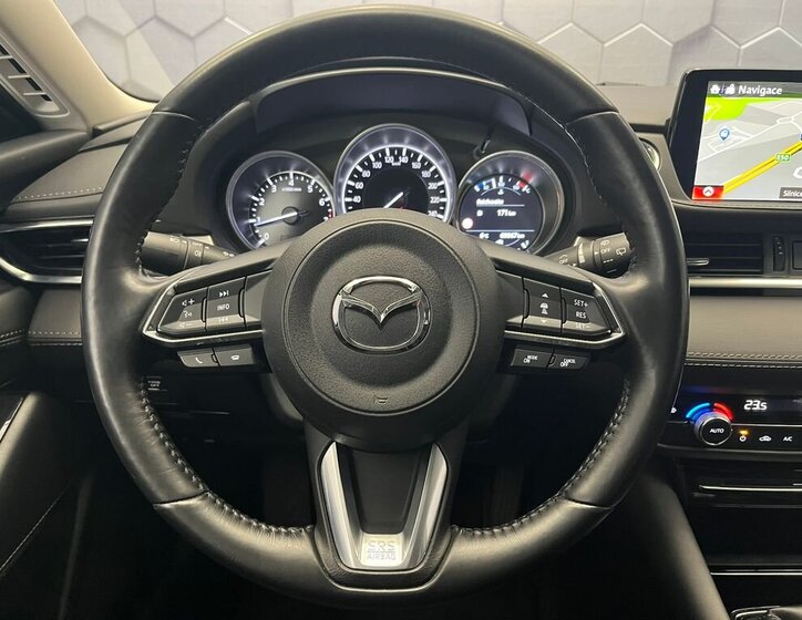 Mazda 6 Kombi 2,0 l 121 kw