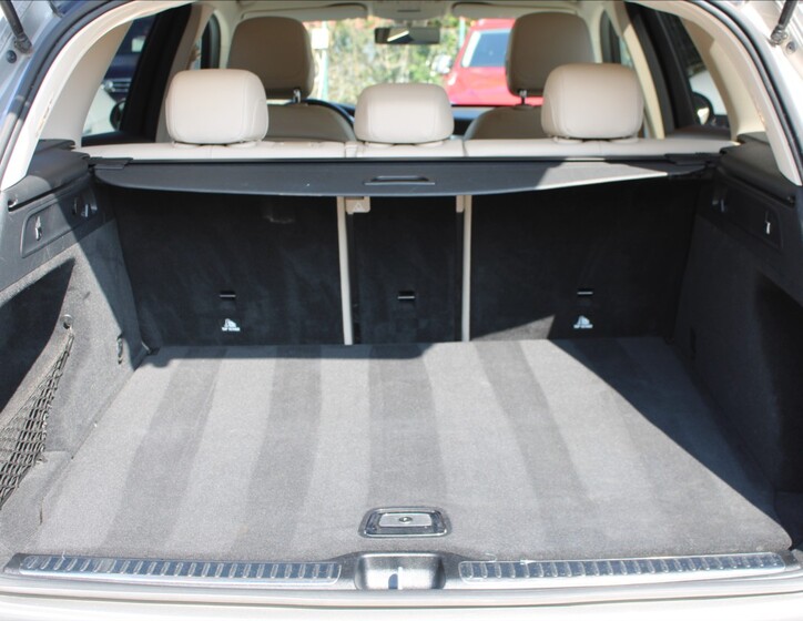 Mercedes-Benz GLC 29