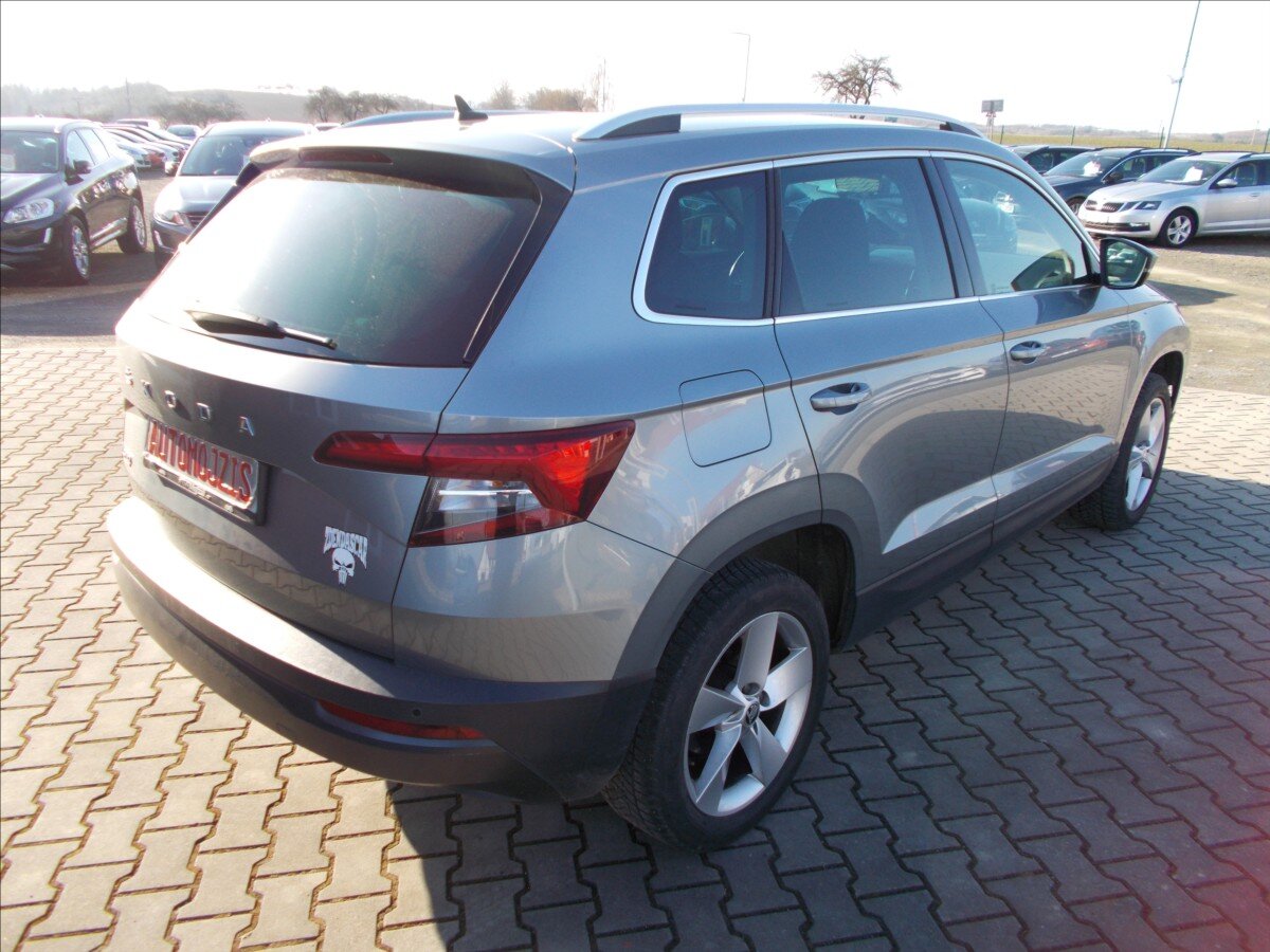 Škoda Karoq SUV / Terénní 2,0 l 110 kw